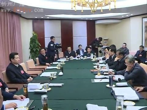 省政协十一届四次会议胜利闭幕 我市省政协委员完成大会各项工作任务启程返忻